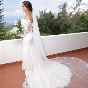 Wedding dress